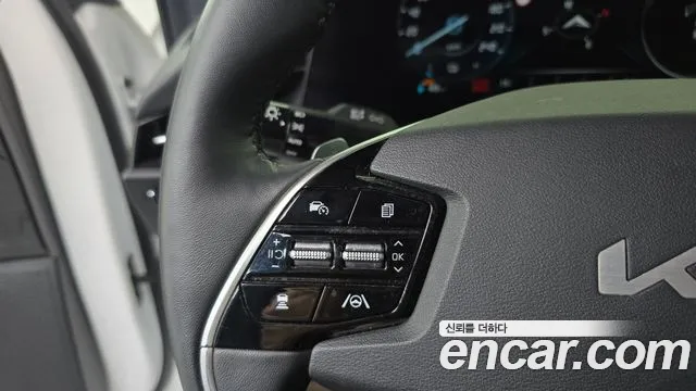 Kia Niro New — Фото автомобиля 30