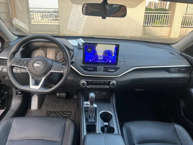 Nissan Teana — Фото автомобиля 16