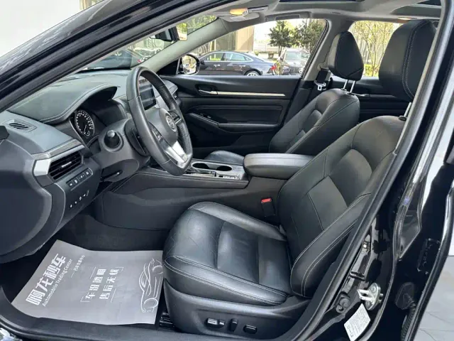 Nissan Teana — Фото автомобиля 11