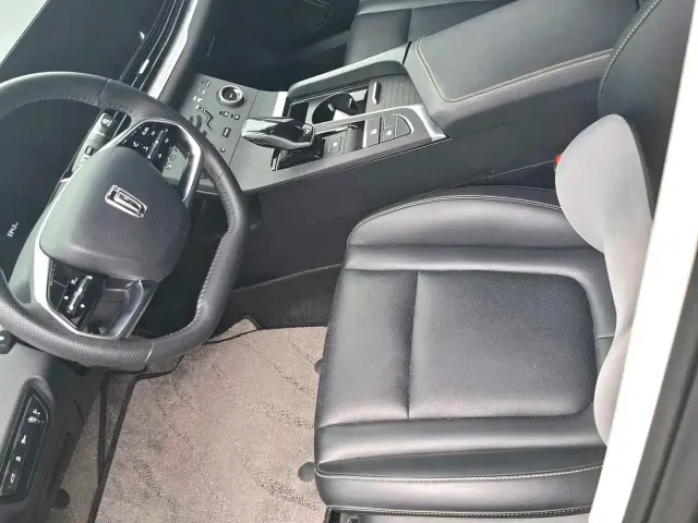 Bestune B70 — Фото автомобиля 5