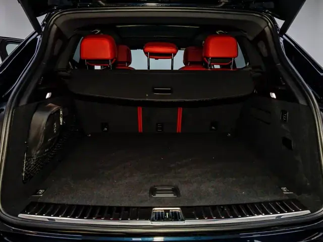 Porsche Cayenne New Energy 2023 Cayenne E-Hybrid 2.0T Platinum Edition — Фото автомобиля 6