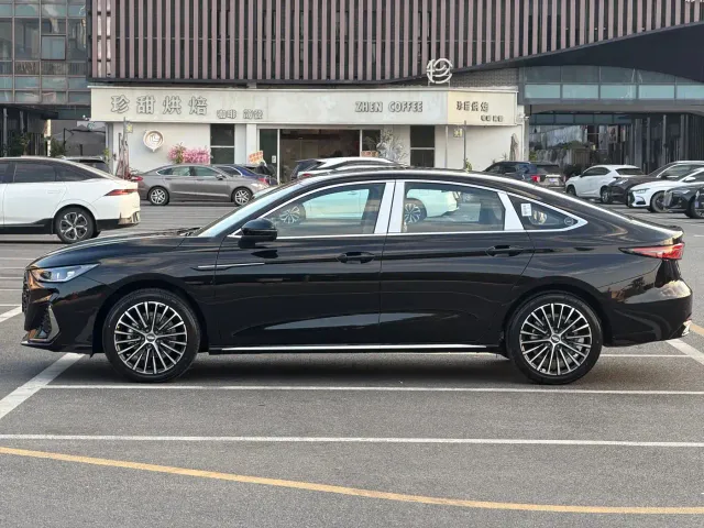 Chery Arrizo 8 PRO — Фото автомобиля 5
