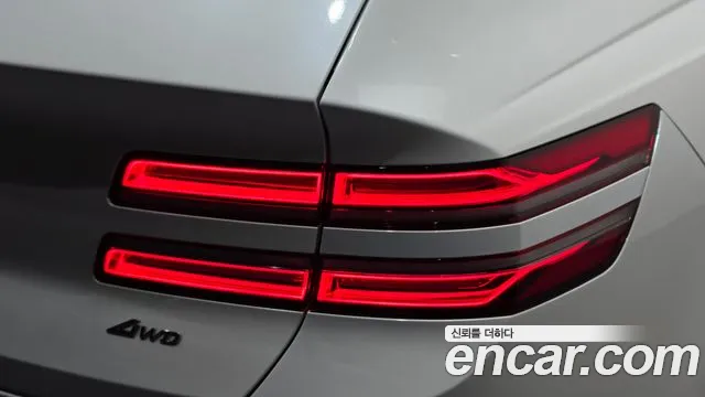 Genesis GV80 — Фото автомобиля 8