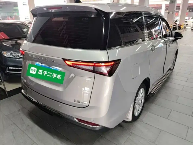 Wuling Jiachen — Фото автомобиля 6