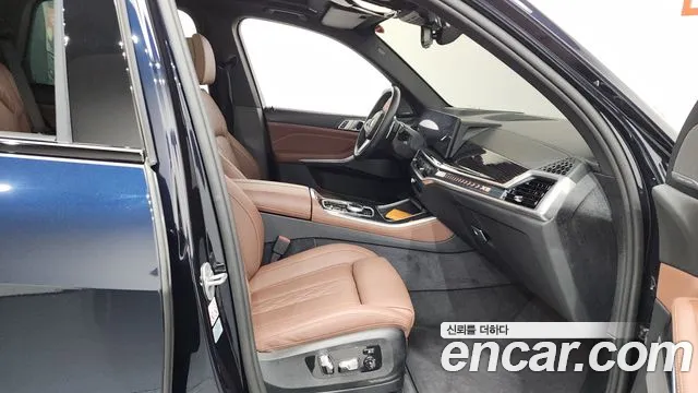 BMW X5 xDrive 40i M Sport — Фото автомобиля 25
