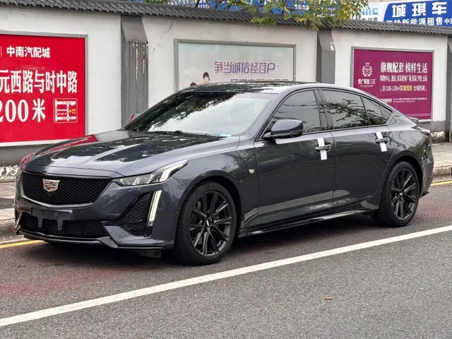 Фотография автомобиля — Cadillac CT5