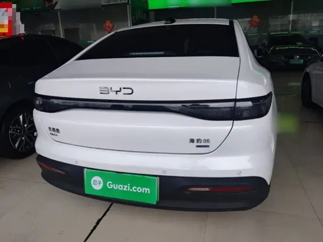 BYD Seal 05 DM-i — Фото автомобиля 5