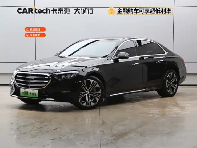 Фотография автомобиля — Mercedes-Benz E-Class