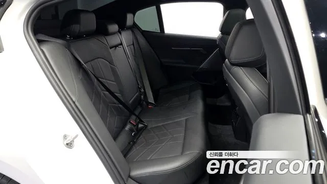 BMW 5 Series G60 — Фото автомобиля 12