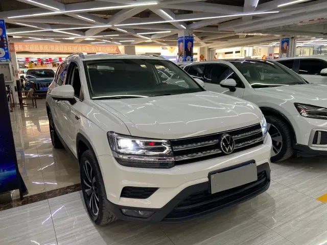 Volkswagen Tharu — Фото автомобиля 3