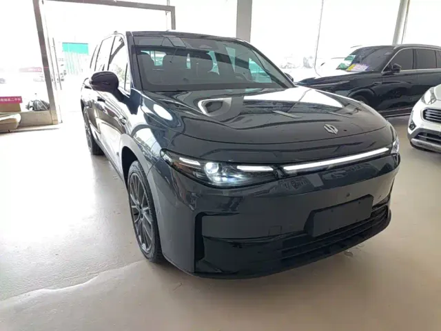 Leapmotor C10 — Фото автомобиля 3