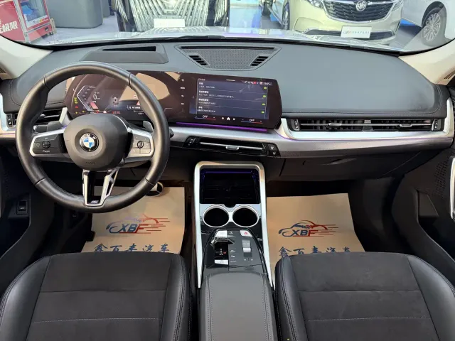 BMW X1 — Фото автомобиля 5