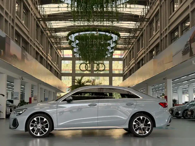 Audi A3 — Фото автомобиля 3