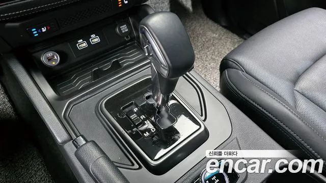 KG_Mobility_Ssangyong Rexton Новый Rexton Sport Дизель 2.2 4WD — Фото автомобиля 9