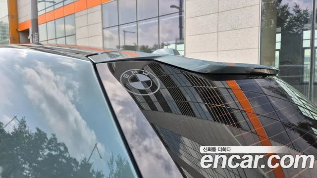 BMW XM — Фото автомобиля 19