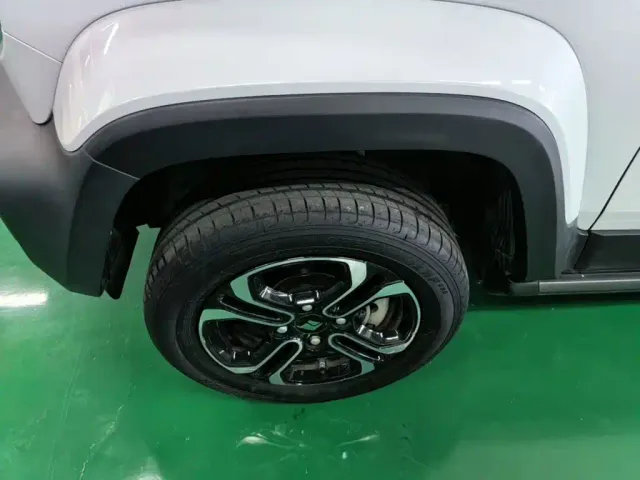 Baojun Yep — Фото автомобиля 22