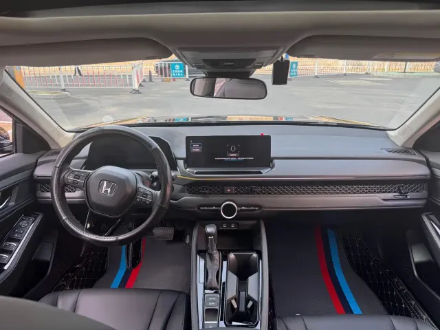 Honda Accord — Фото автомобиля 13