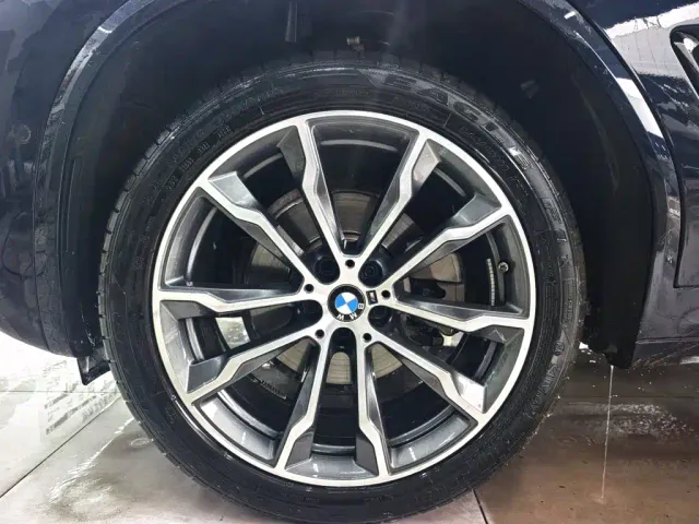 BMW X3 — Фото автомобиля 10