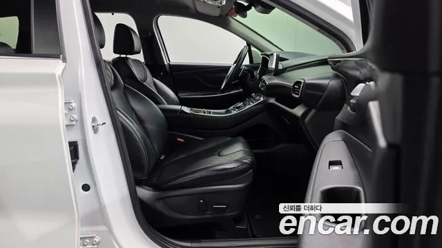 Hyundai Santa Fe New — Фото автомобиля 16
