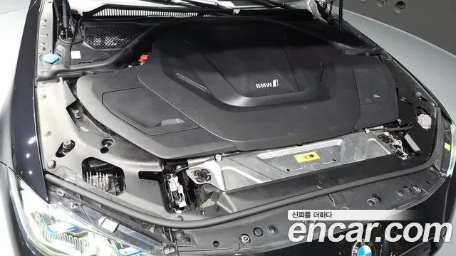 BMW i4 — Фото автомобиля 6