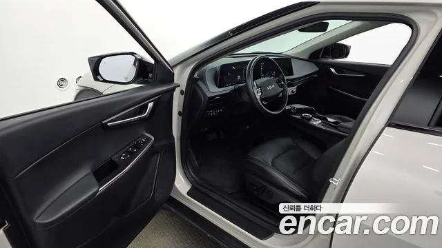 Kia EV6 — Фото автомобиля 15