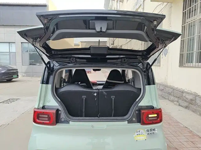 Wuling Hongguang Mini EV — Фото автомобиля 18