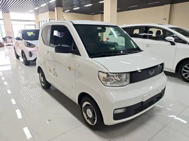 Wuling Hongguang Mini EV — Фото автомобиля 3