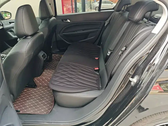 Peugeot 408 — Фото автомобиля 16