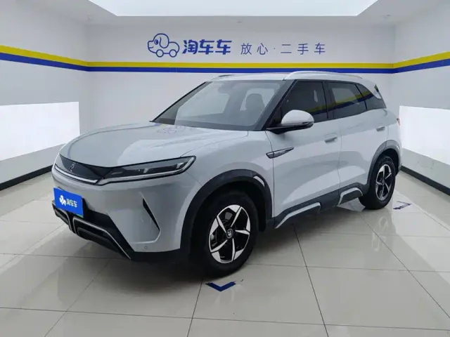 Фотография автомобиля — BYD Yuan UP