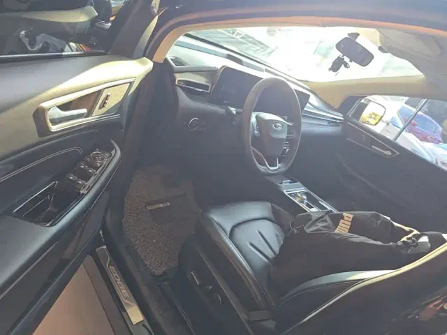 Ford Edge — Фото автомобиля 15