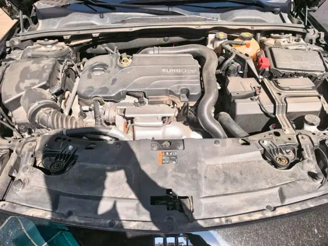 Buick Regal — Фото автомобиля 10
