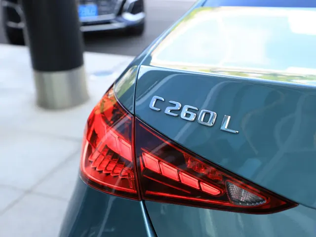 Mercedes-Benz C-Class — Фото автомобиля 8