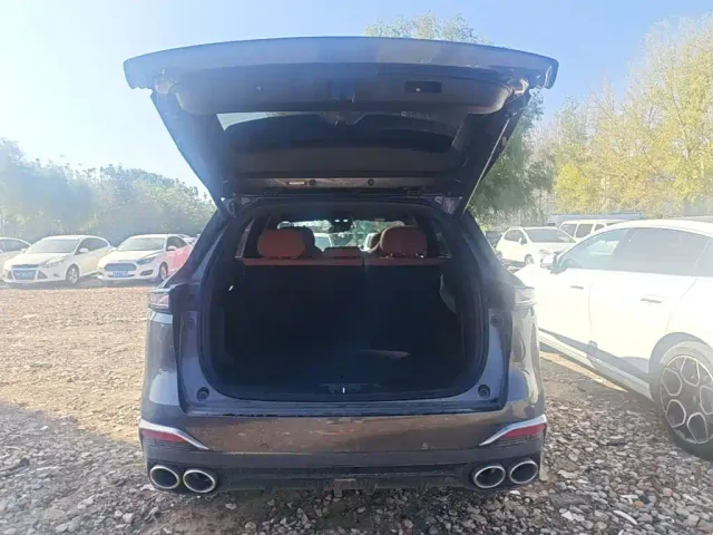 Changan CS75 Plus — Фото автомобиля 18