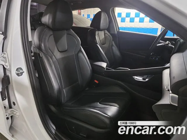 Hyundai AVANTE Avante (CN7) — Фото автомобиля 18
