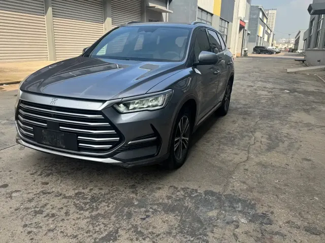 Фотография автомобиля — BYD Song Pro