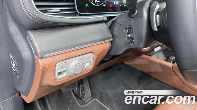 Mercedes-Benz GLE-Class — Фото автомобиля 16