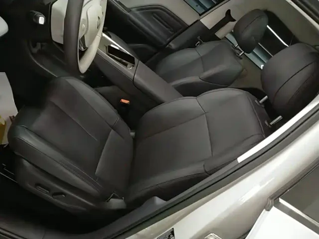 Leapmotor B10 — Фото автомобиля 14