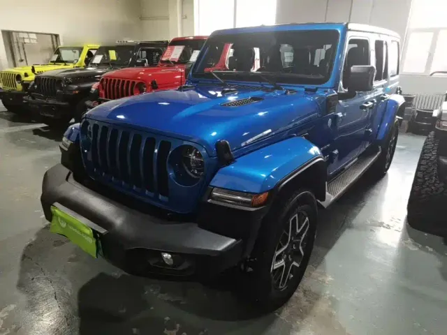 Фотография автомобиля — Jeep Wrangler 4xe
