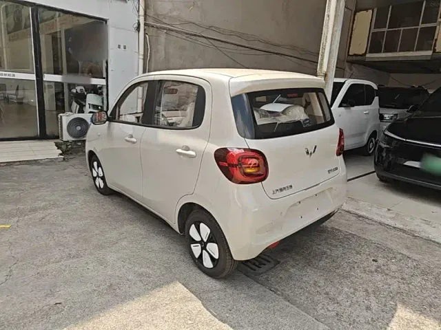 Wuling Hongguang Mini EV — Фото автомобиля 4