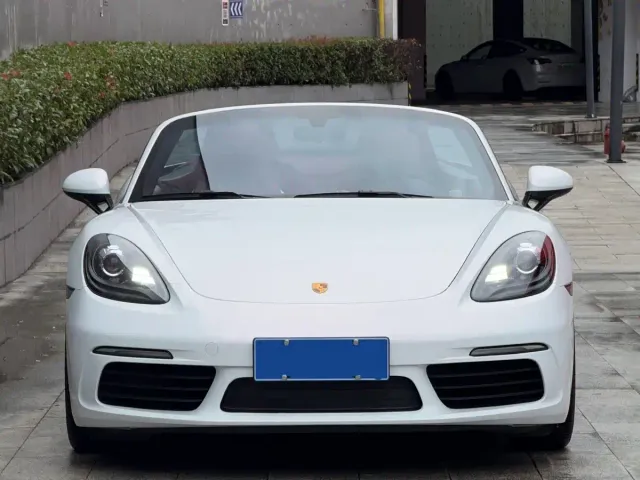 Porsche 718 — Фото автомобиля 4