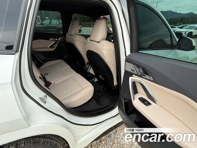 BMW X1 U11 — Фото автомобиля 5