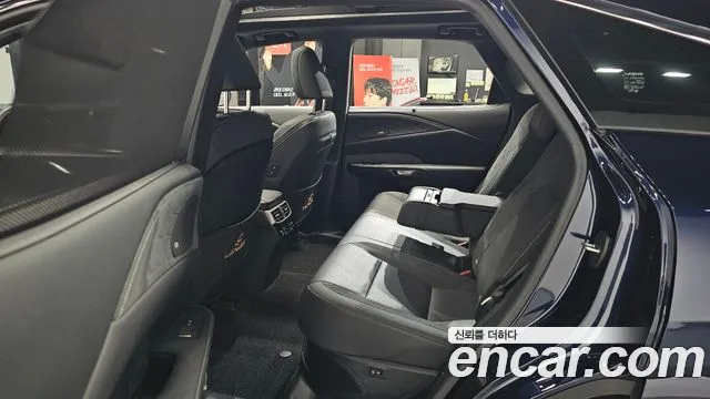 Lexus RX — Фото автомобиля 10