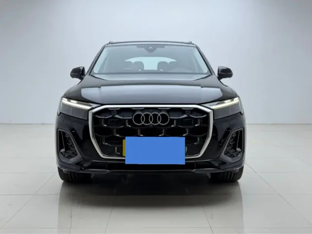 Audi Q7 — Фото автомобиля 2