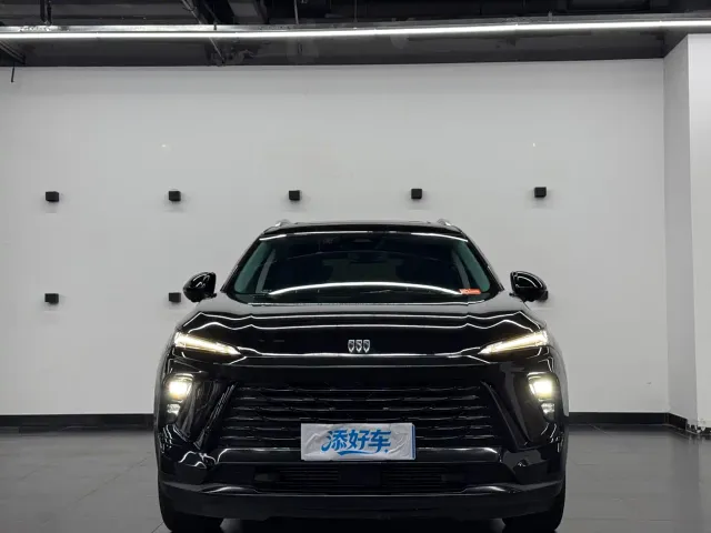 Buick Envision Plus — Фото автомобиля 2