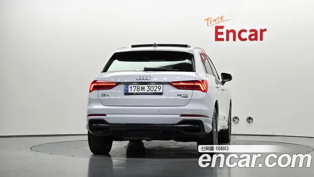 Audi Q3 35 TDI quattro Premium — Фото автомобиля 4