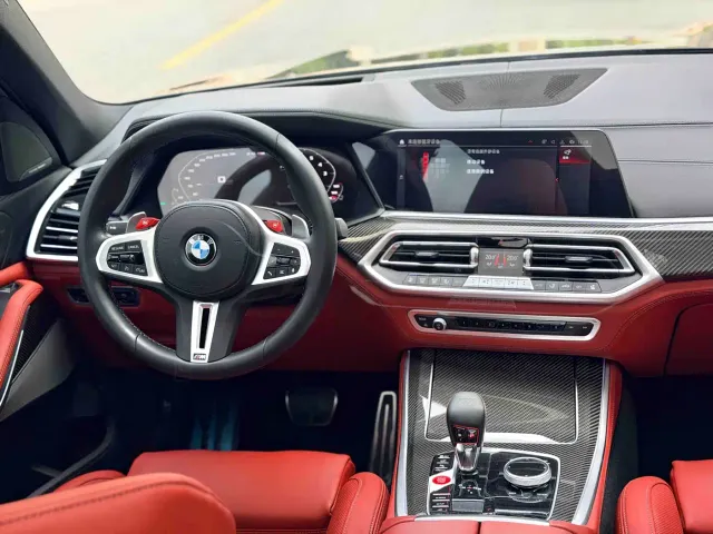 BMW X5 M — Фото автомобиля 9