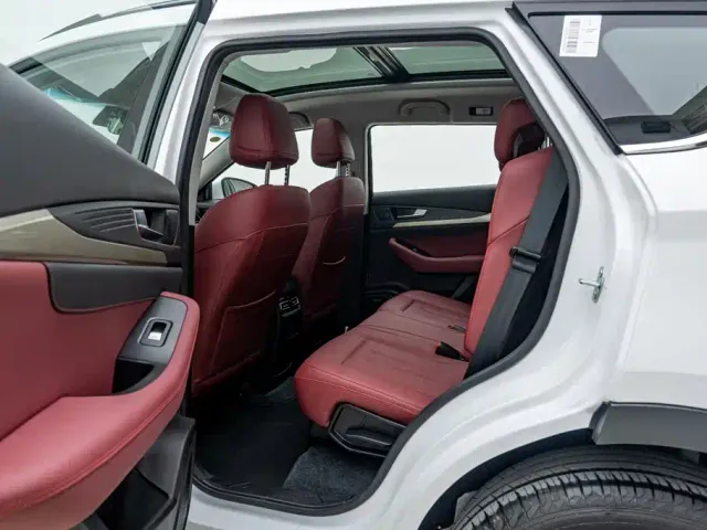 Jetour X70 — Фото автомобиля 10