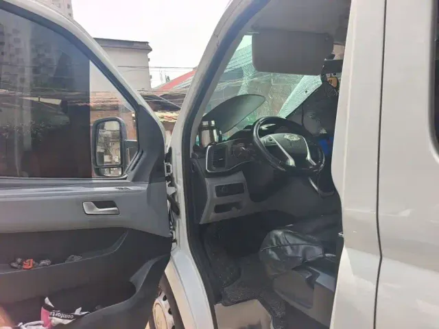 Maxus Xintu V80 — Фото автомобиля 13