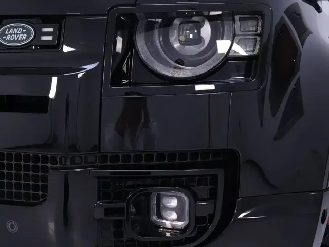 Land Rover Defender — Фото автомобиля 4