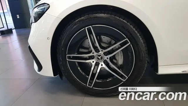 Mercedes-Benz E-Class W214 — Фото автомобиля 9